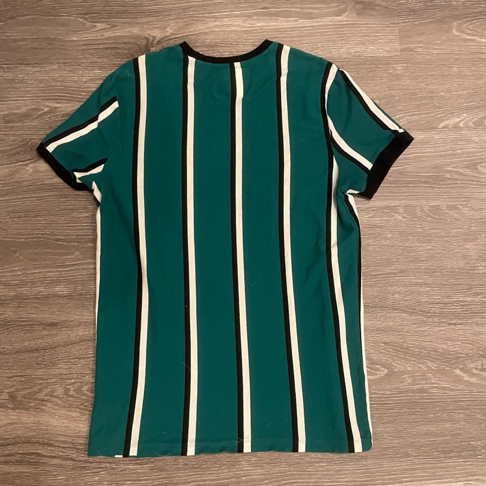 Men’s free planet t shirt
